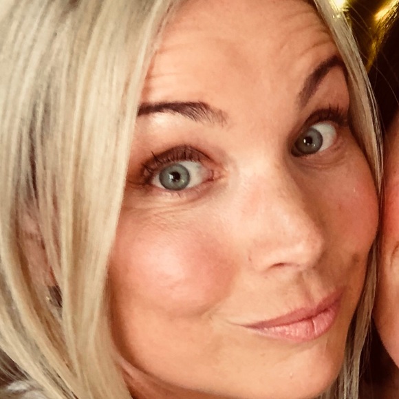 Meet your Posher, Paula - Picture 1 of 1